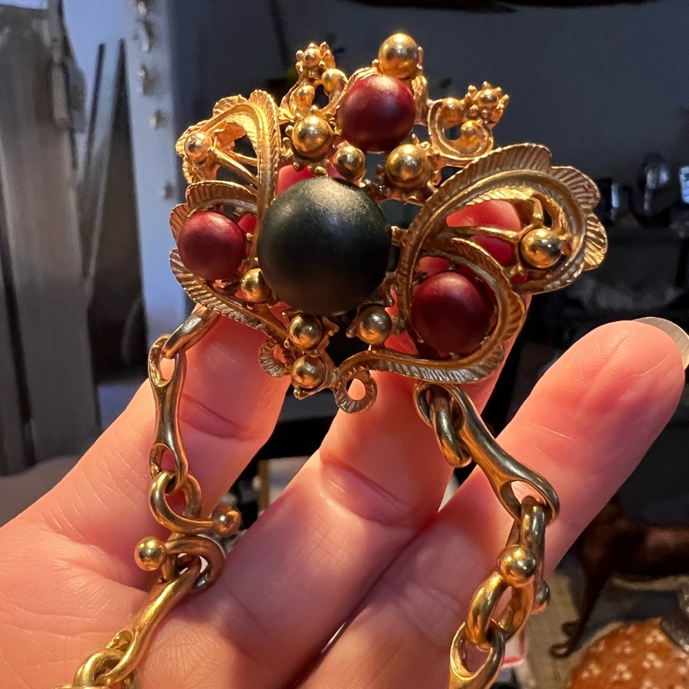 DKNY Gold and Black Brooch with Red Accents Hard To Find! - Picture 4 of 10